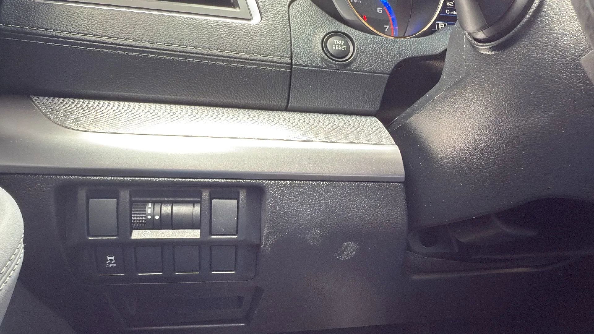 Used 2018 Subaru Outback 2.5i Premium image 15