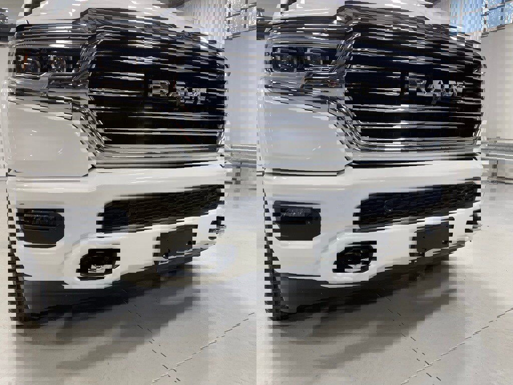 Used 2023 RAM 1500 Limited image 11