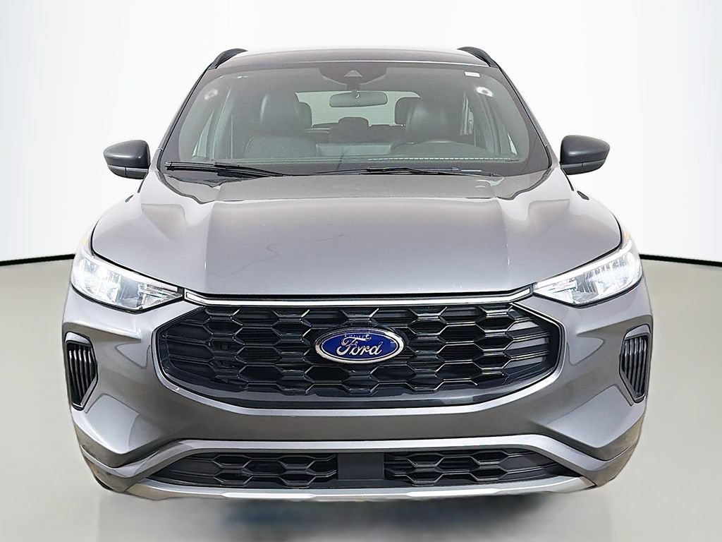 Used 2023 Ford Escape ST-Line w/ Tech Pack #1 AWD/4WD image 13