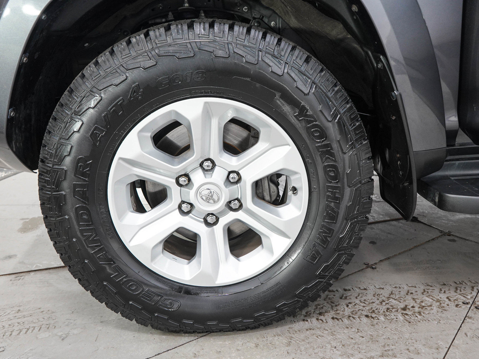 Used 2022 Toyota 4Runner SR5 Premium AWD/4WD image 28
