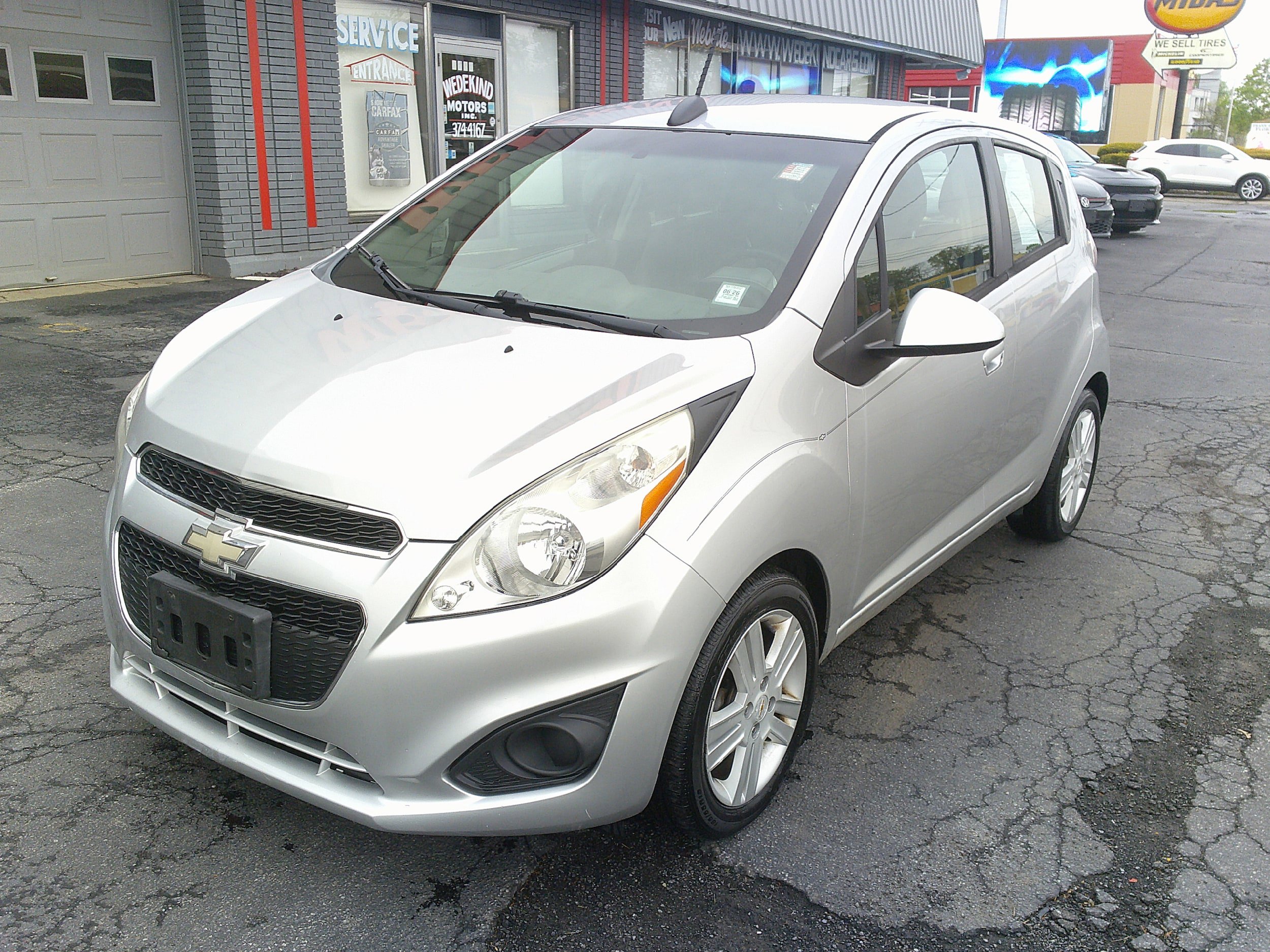 Used 2015 Chevrolet Spark LT FWD image 11