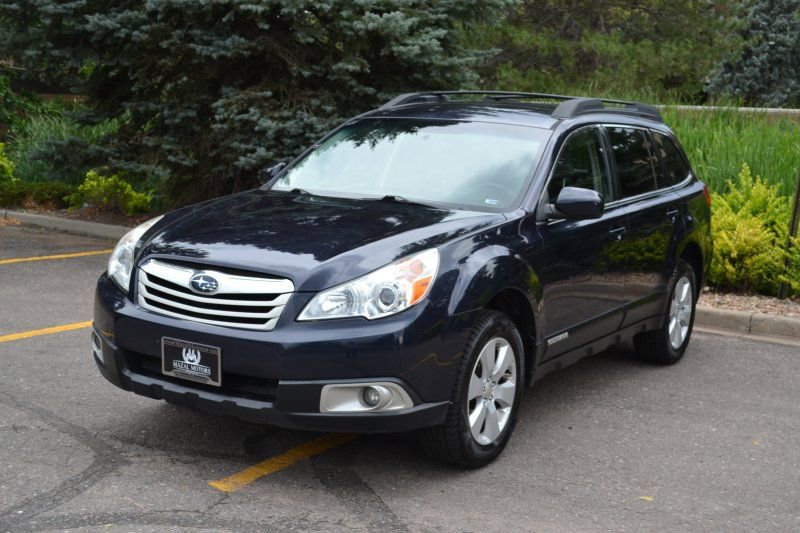 Used 2012 Subaru Outback 2.5i Premium w/ All-Weather Pkg image 3