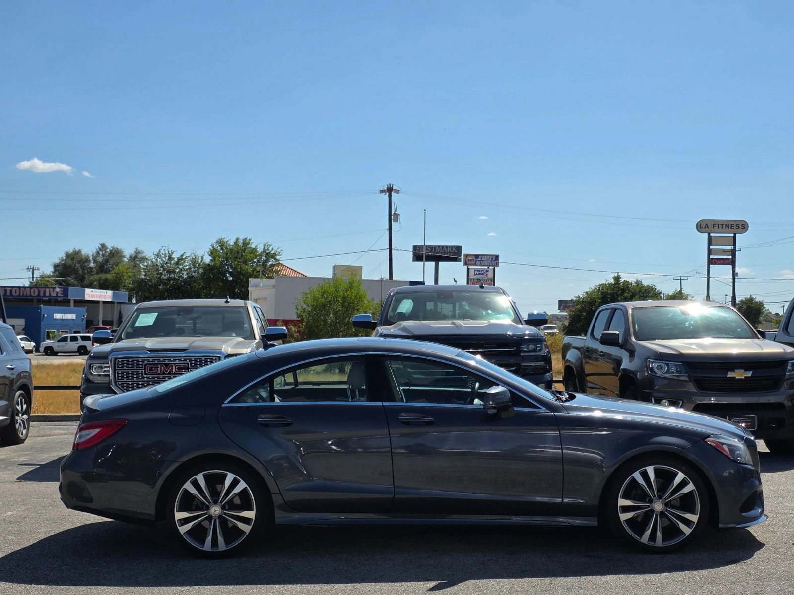 Used 2015 Mercedes-Benz CLS 400 w/ Premium 2 Package image 2