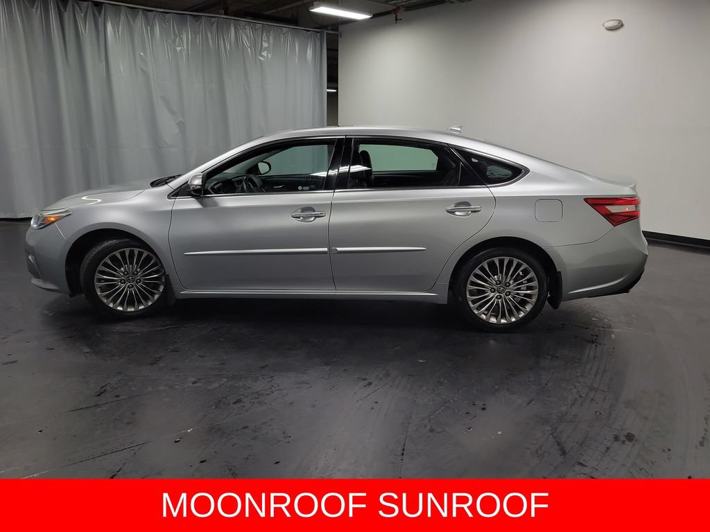 Used 2018 Toyota Avalon Limited w/ All Weather Liner Package FWD image 5