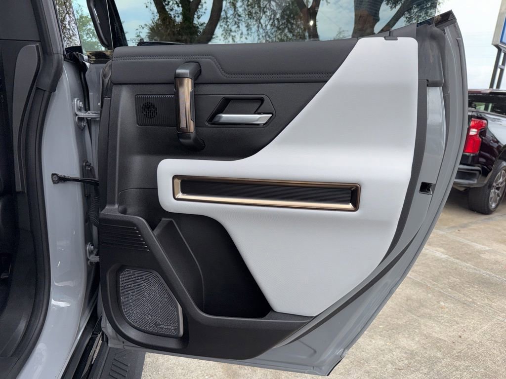 Used 2024 GMC Hummer EV 3X AWD/4WD image 26