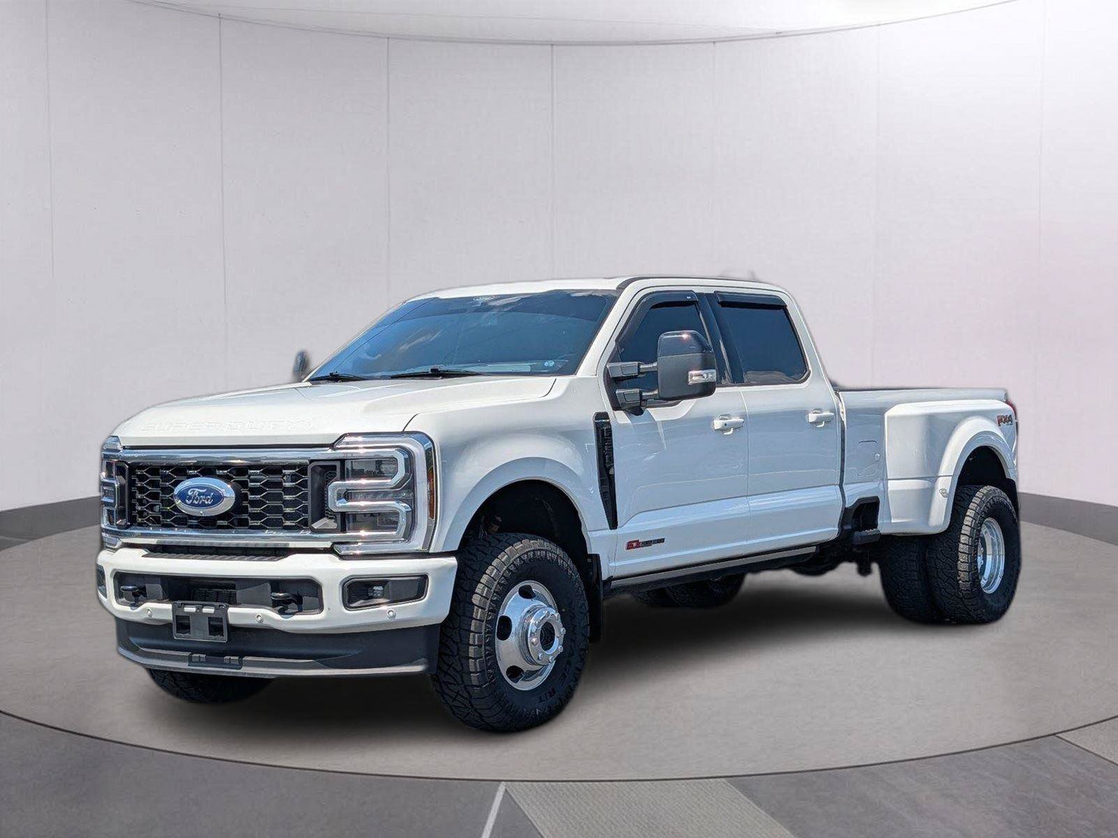 Used 2025 Ford F350 Platinum w/ FX4 Off-Road Package