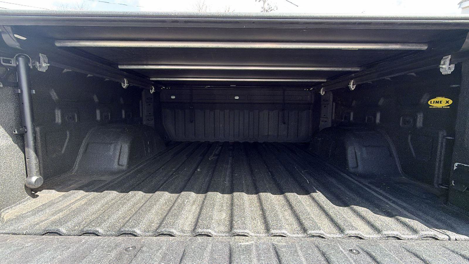 Used 2023 GMC Sierra 1500 Elevation image 12