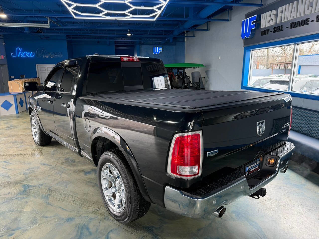 Used 2016 RAM 1500 Laramie image 11