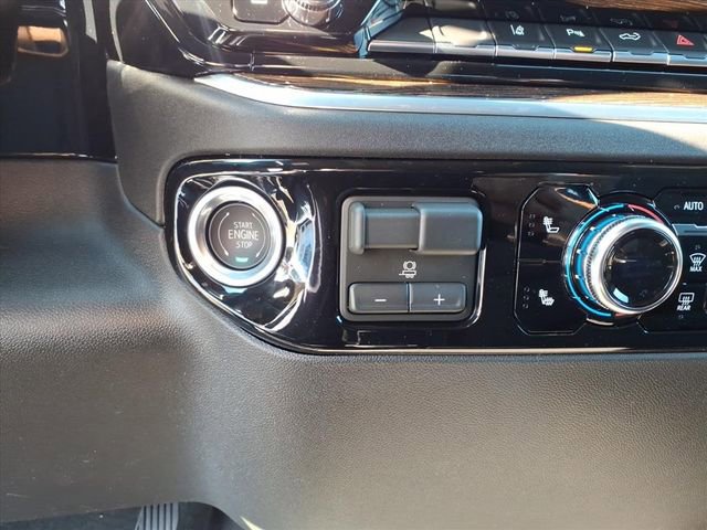 New 2026 GMC Sierra 3500 SLE w/ SLE Value Package image 12