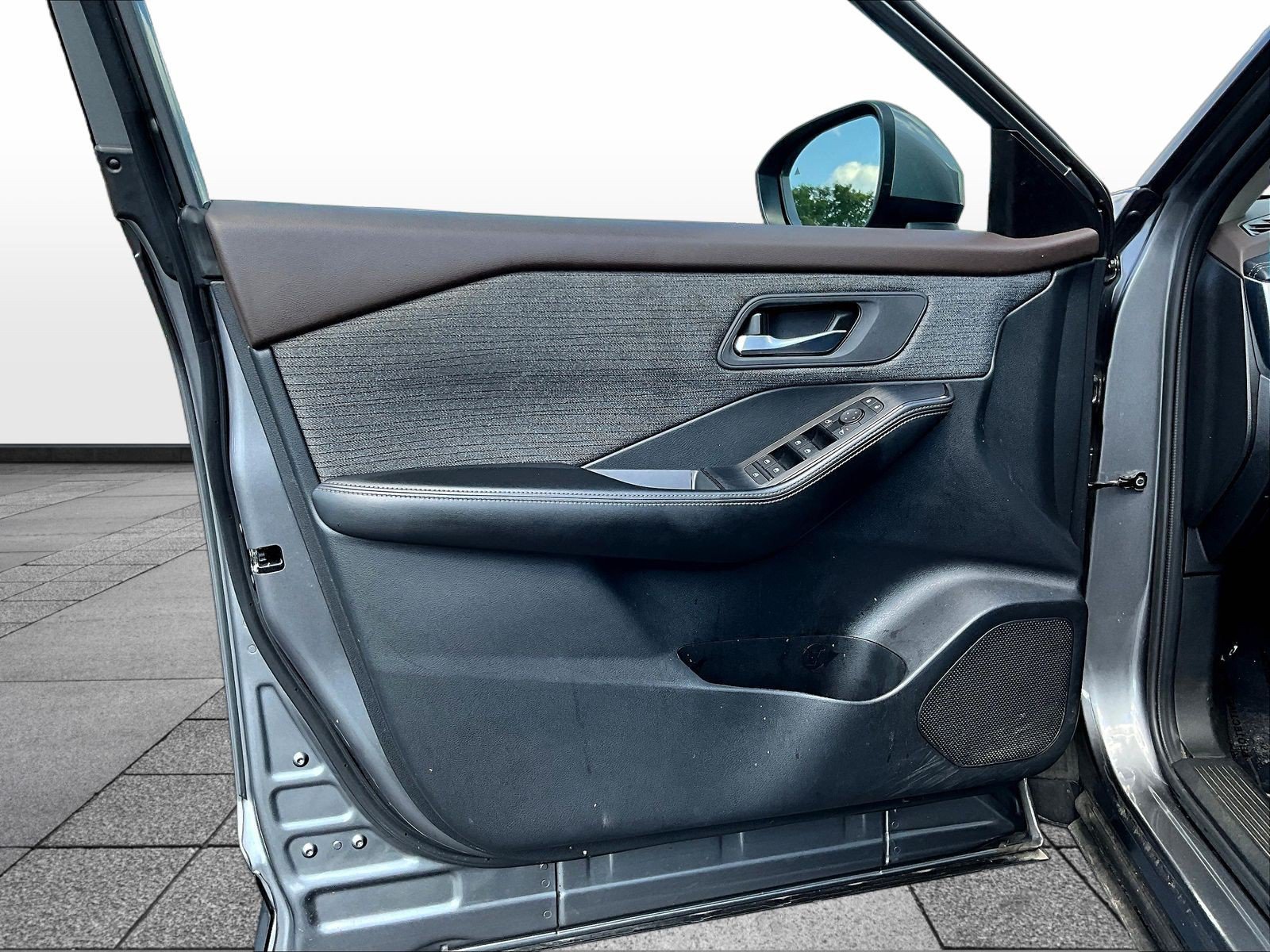 Certified 2023 Nissan Rogue SV AWD/4WD image 23