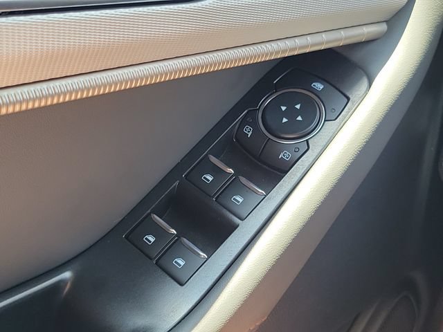 Used 2026 Ford Explorer Active RWD image 14