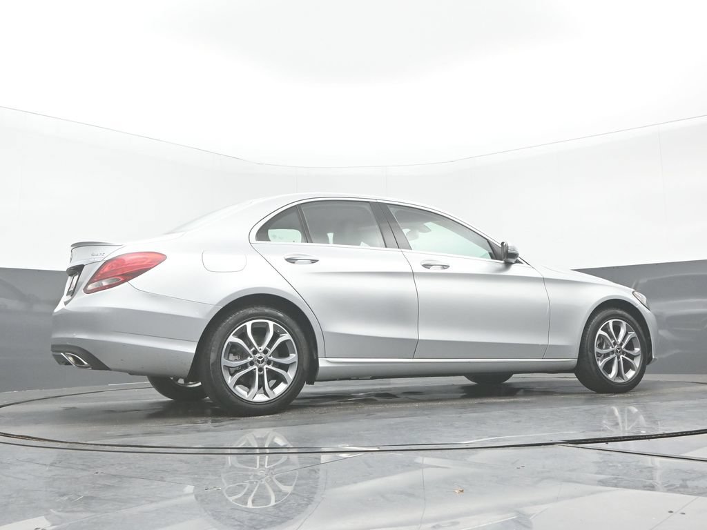 Used 2018 Mercedes-Benz C 300 4MATIC Sedan image 30