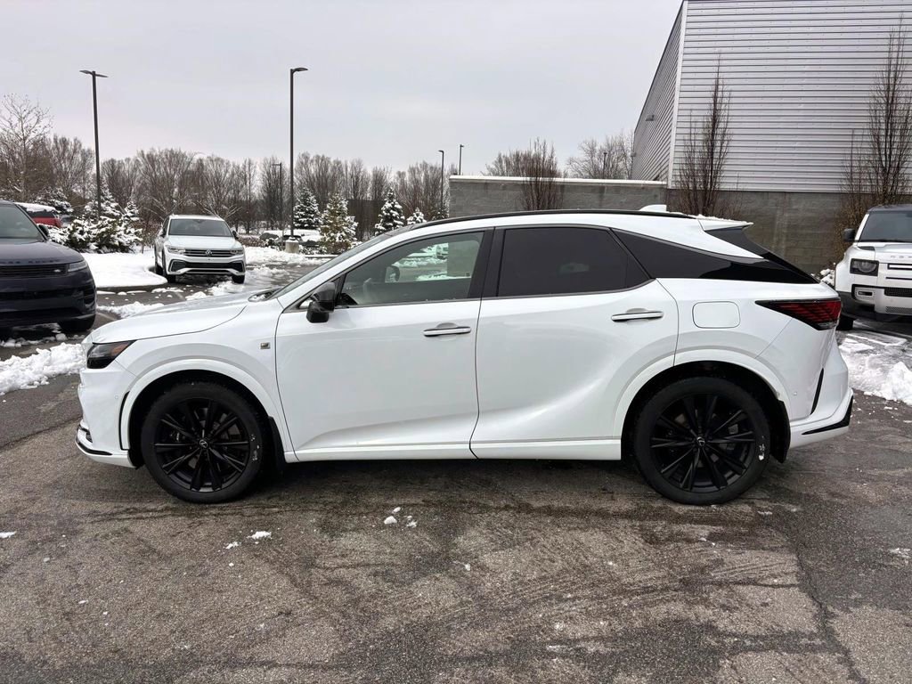 Used 2024 Lexus RX 500h F Sport image 4
