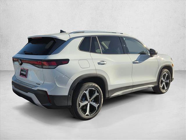 New 2026 Volkswagen Tiguan SE image 2