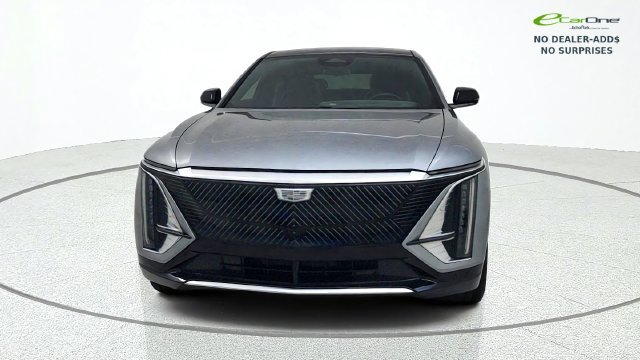 Used 2024 Cadillac Lyriq Tech w/ Driver Assist Package AWD/4WD image 2