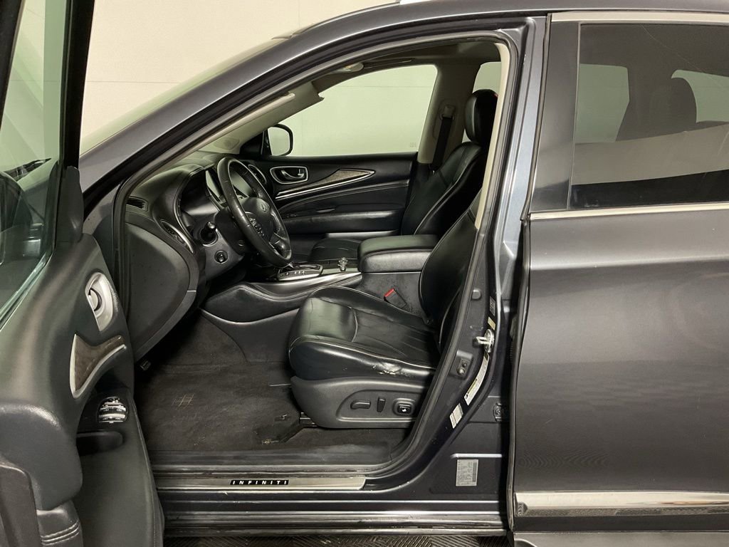 Used 2013 INFINITI JX35 AWD w/ Premium Pkg image 18