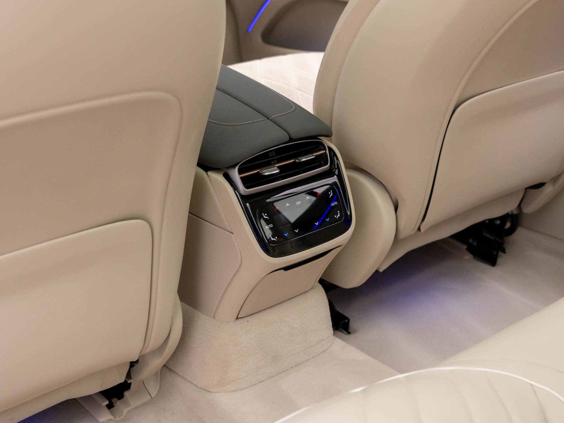 Used 2023 Mercedes-Benz EQS 580 4MATIC Sedan image 19