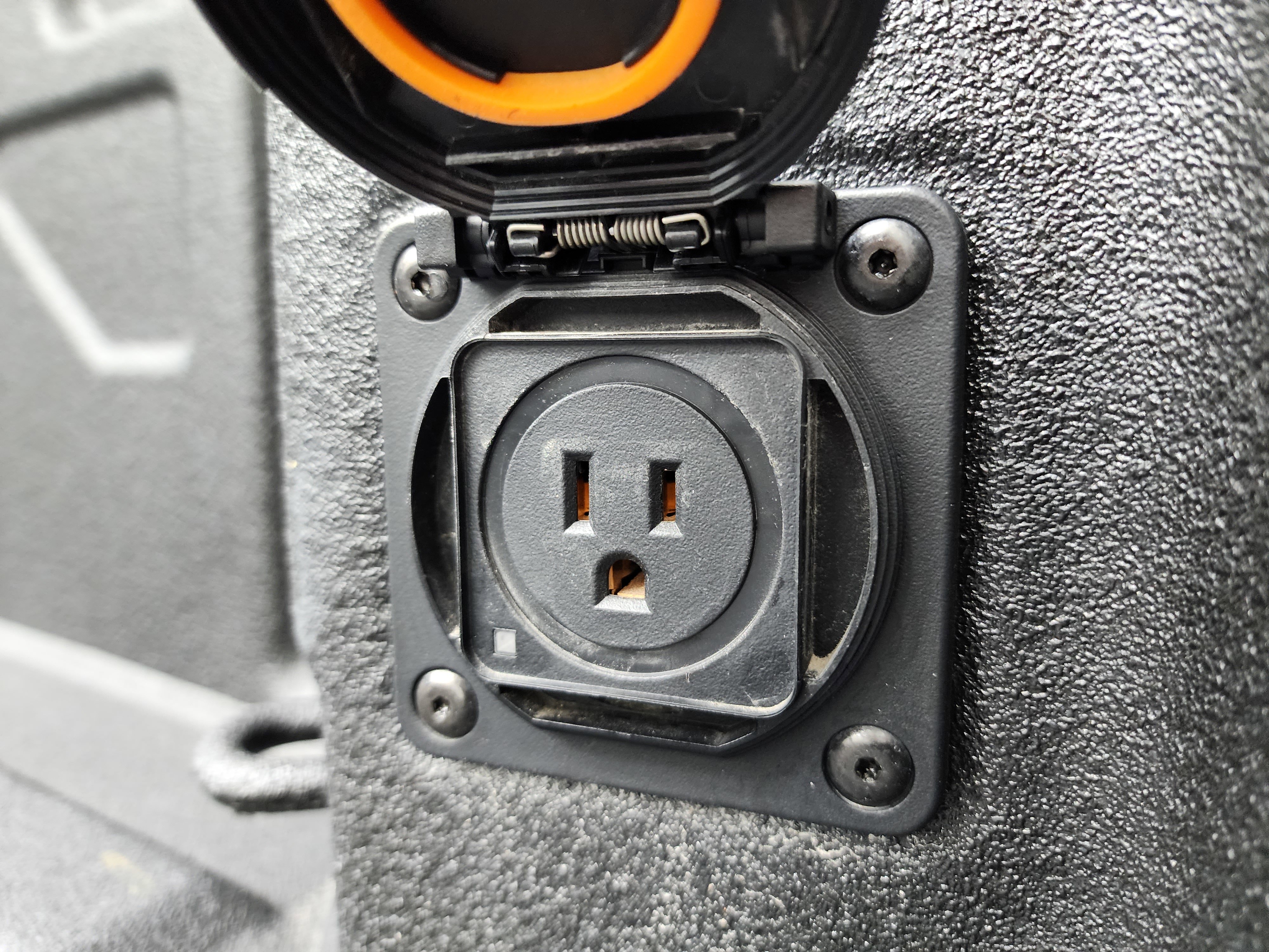 Used 2024 GMC Sierra 2500 Denali w/ Denali Reserve Package image 34