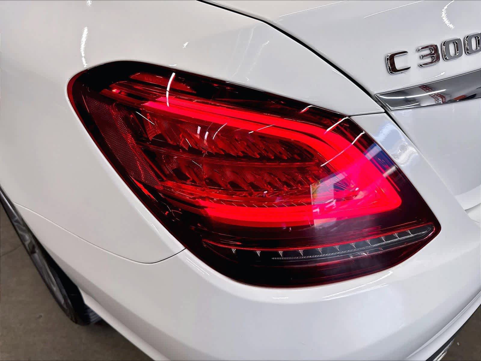 Used 2021 Mercedes-Benz C 300 Sedan image 30