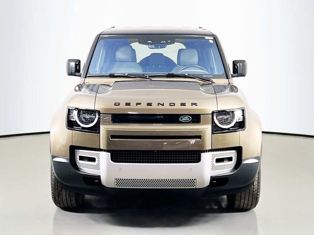 Used 2021 Land Rover Defender 110 S image 2