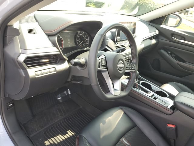 Certified 2025 Nissan Altima 2.5 SR AWD/4WD image 18