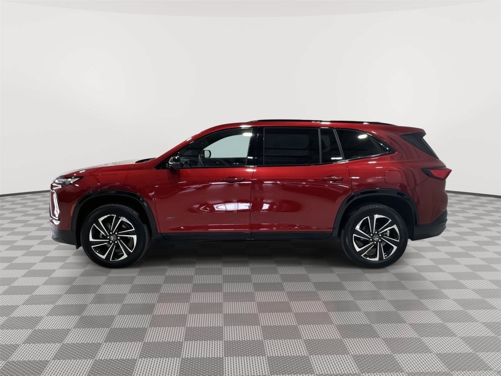 Used 2025 Buick Enclave Sport Touring w/ Super Cruise Package AWD/4WD image 2