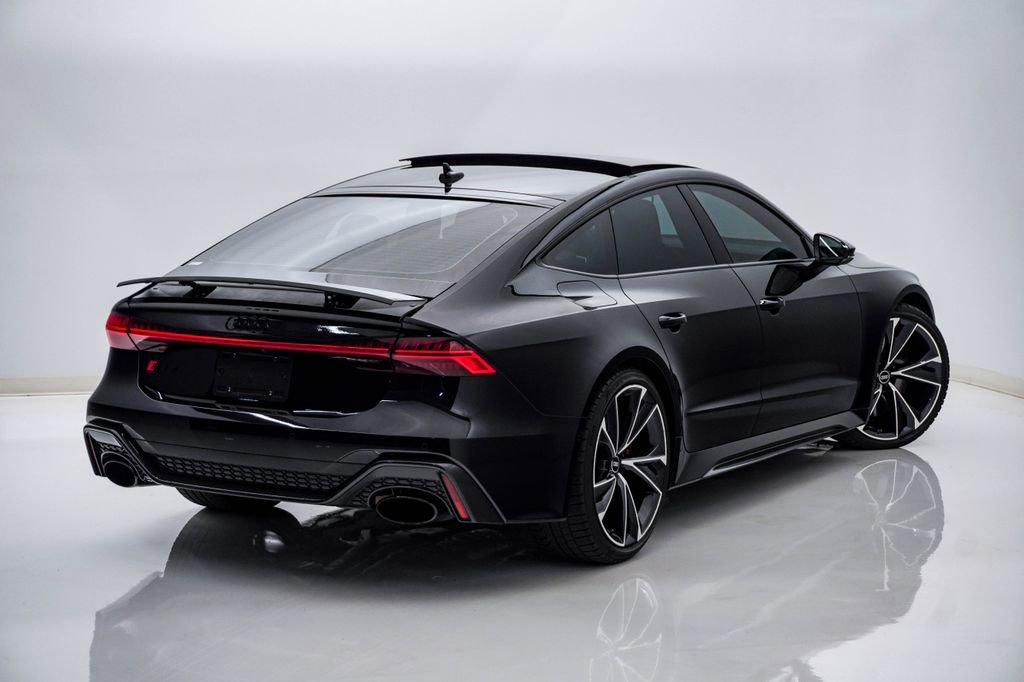 Used 2023 Audi RS 7 Sportback image 11