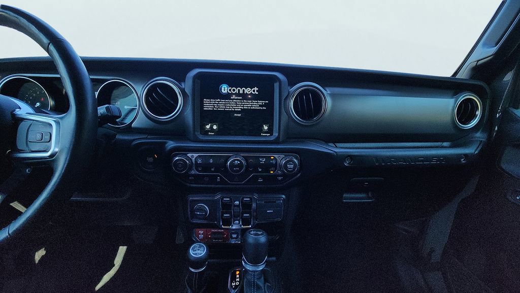 Used 2022 Jeep Wrangler Unlimited Rubicon 4xe w/ Steel Bumper Group image 10