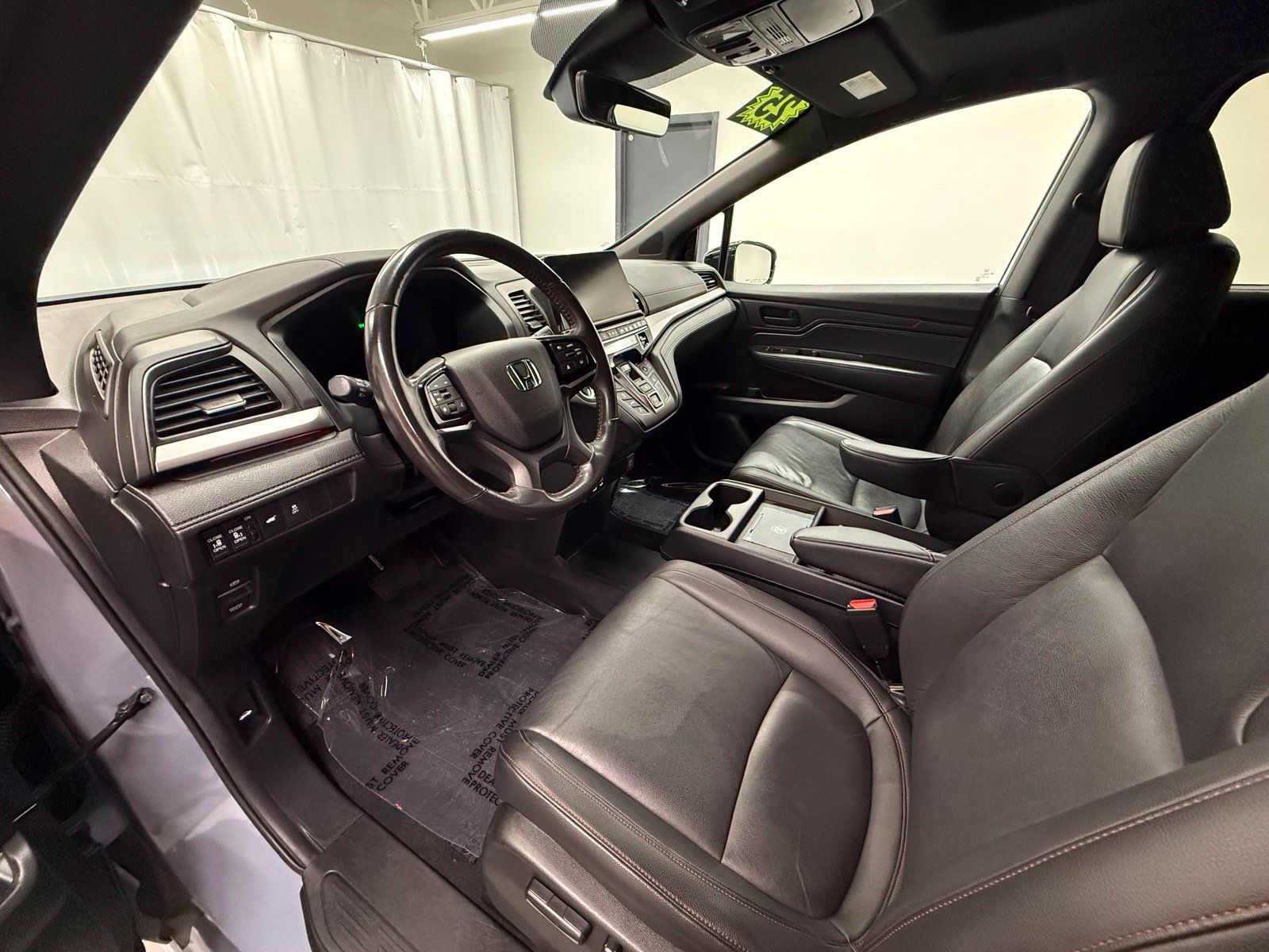 Used 2025 Honda Odyssey Sport-L image 12
