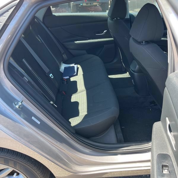 Used 2024 Hyundai Elantra SEL FWD image 6