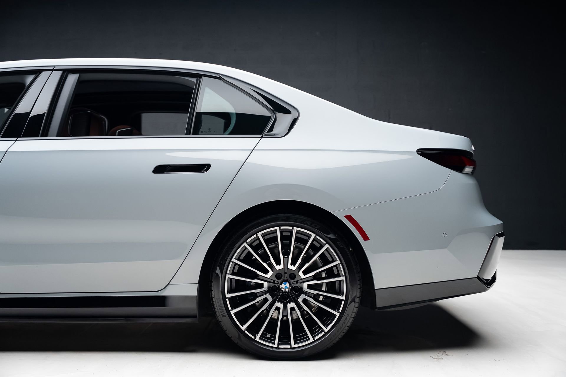 Used 2024 BMW i7 eDrive50 w/ M Sport Package image 20