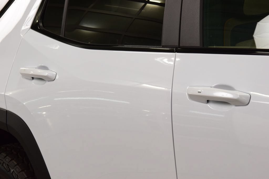 New 2027 Chevrolet Equinox ACTIV w/ Safety and Technology Package AWD/4WD image 19