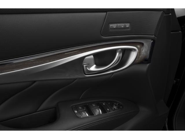 Used 2015 INFINITI Q70 3.7 w/ Deluxe Touring Package AWD/4WD image 23