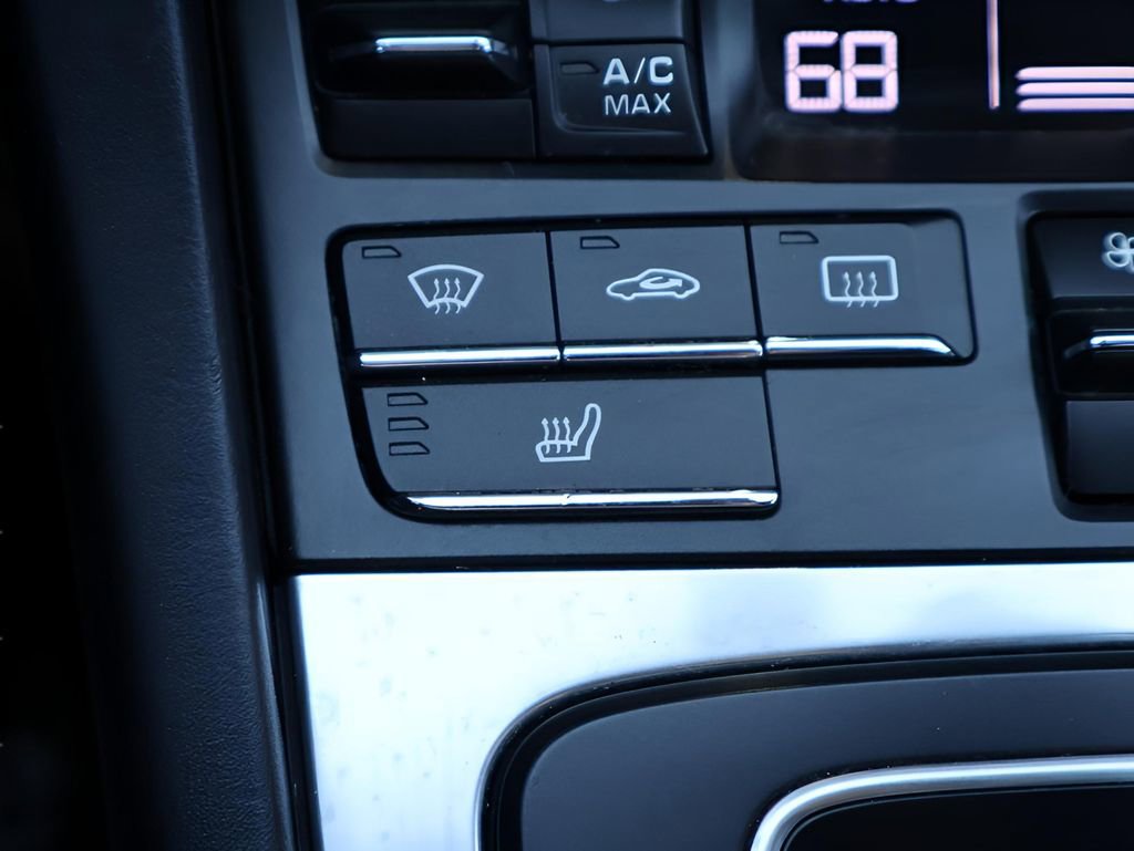 Used 2015 Porsche 911 Turbo image 23