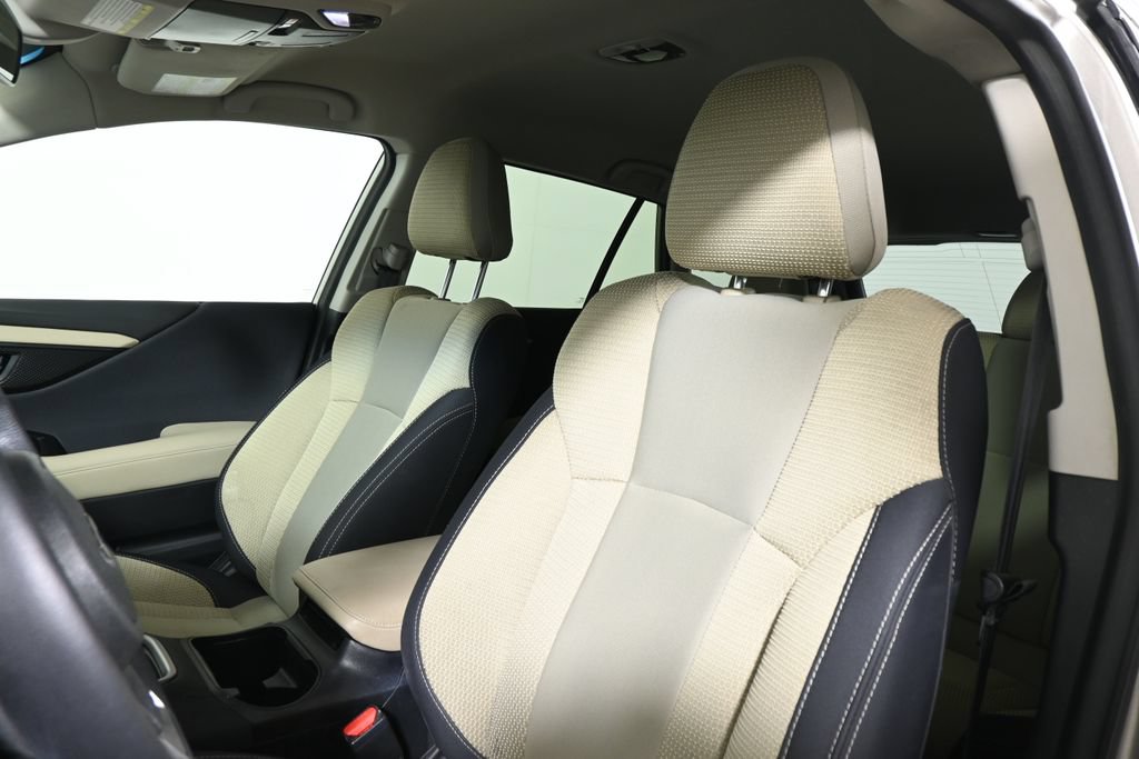 Used 2020 Subaru Outback Premium AWD/4WD image 16
