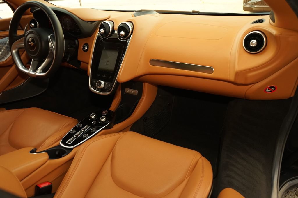 Used 2021 McLaren GT image 7