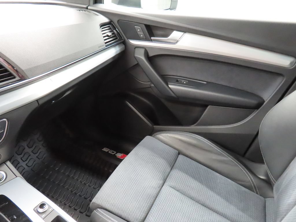 Used 2021 Audi SQ5 Premium w/ Convenience Package AWD/4WD image 24