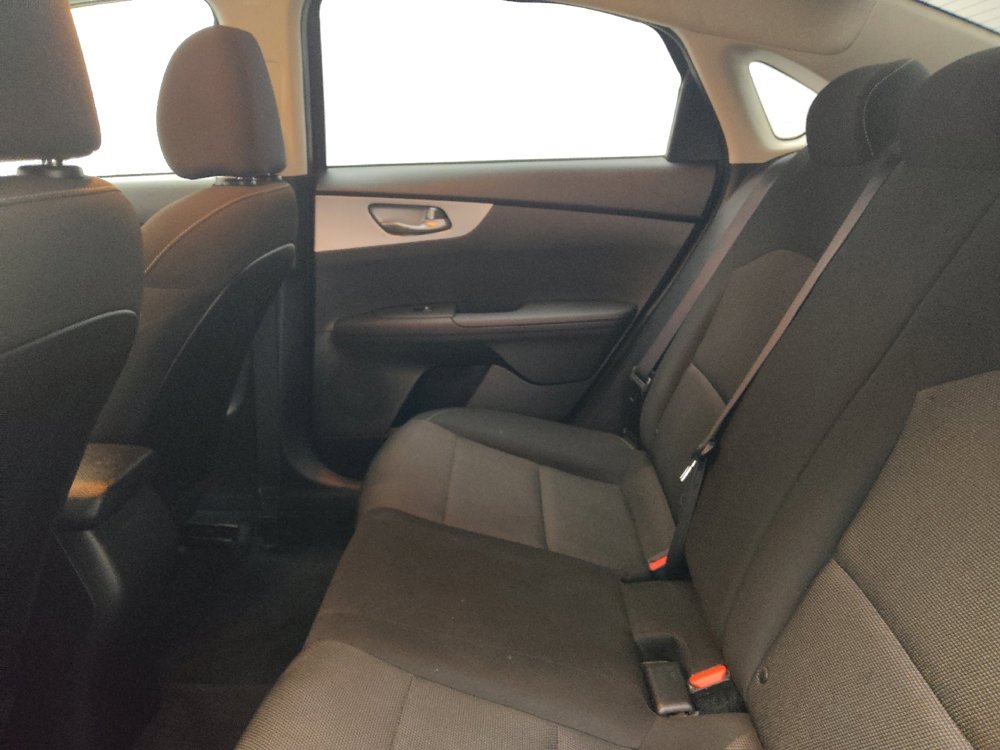 Used 2022 Kia Forte LXS w/ LXS Technology Package FWD image 18