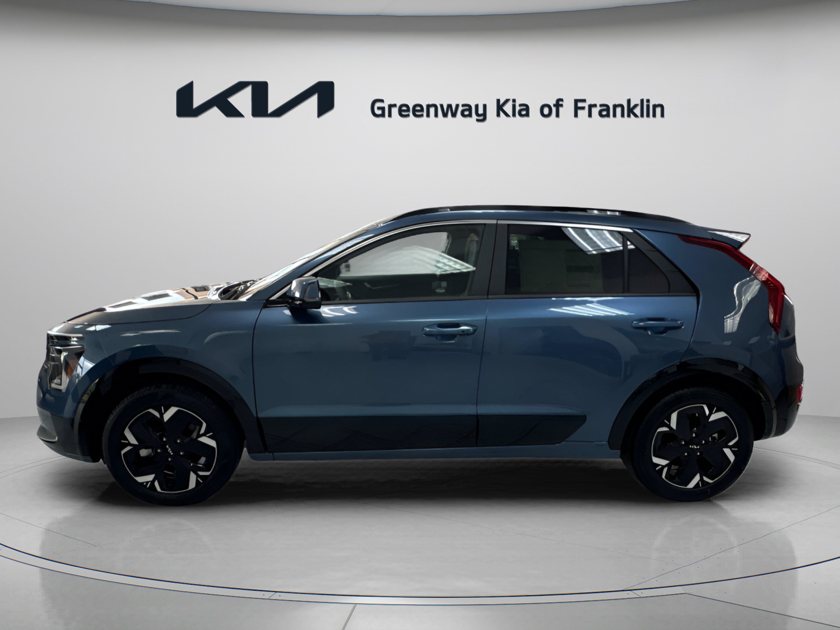 New 2026 Kia Niro Wind FWD image 4