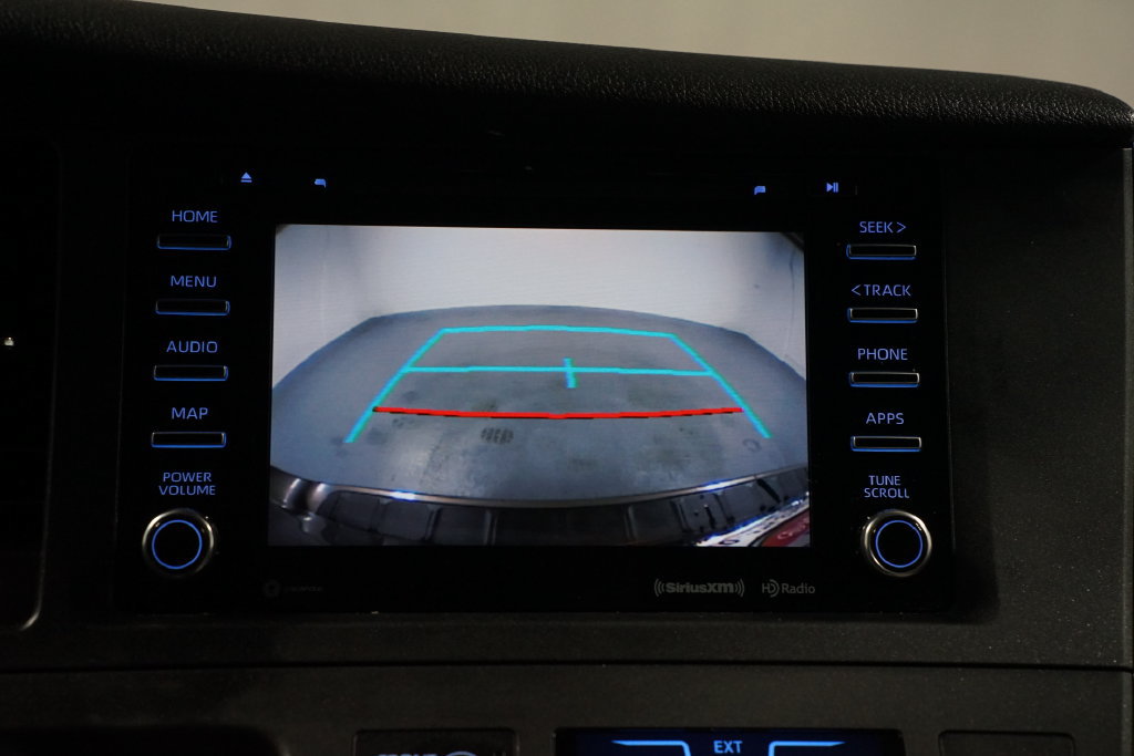 Certified 2020 Toyota Sienna LE FWD image 18