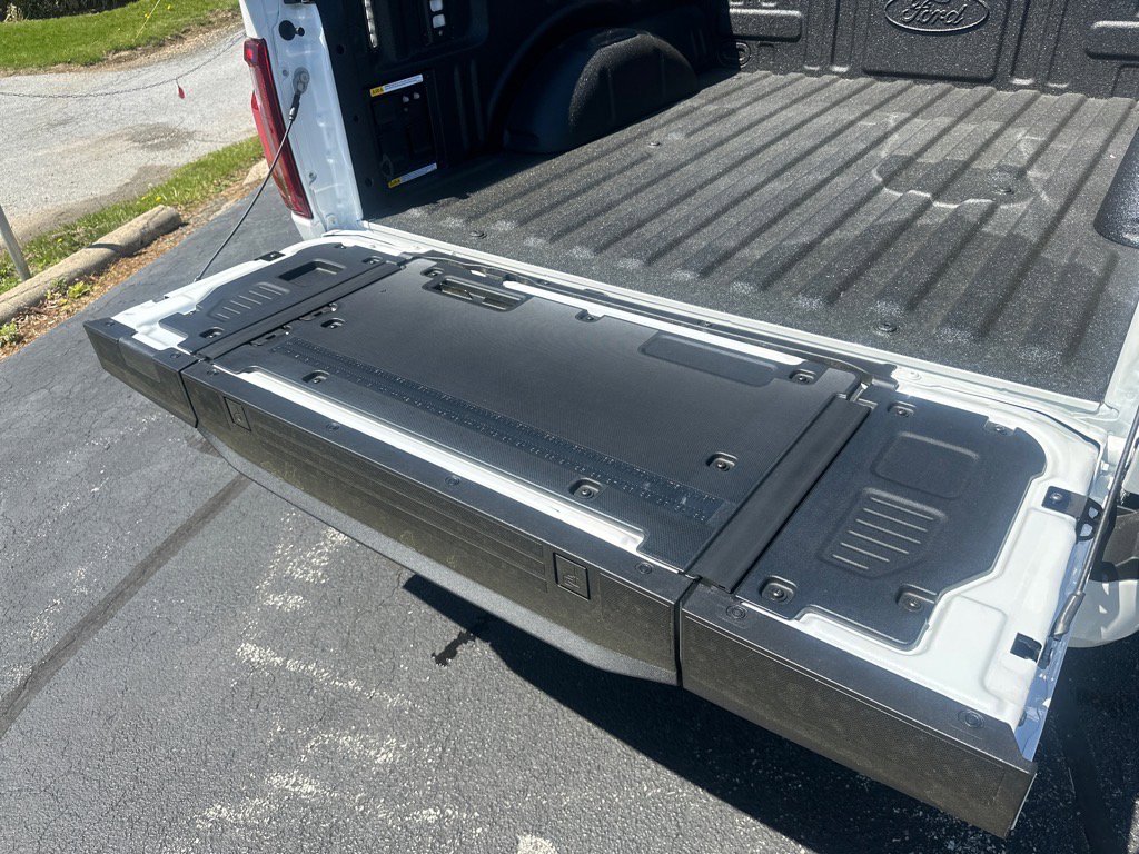 New 2025 Ford F150 Platinum w/ Equipment Group 702A High image 15