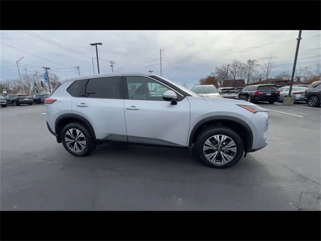 Used 2021 Nissan Rogue SV image 9
