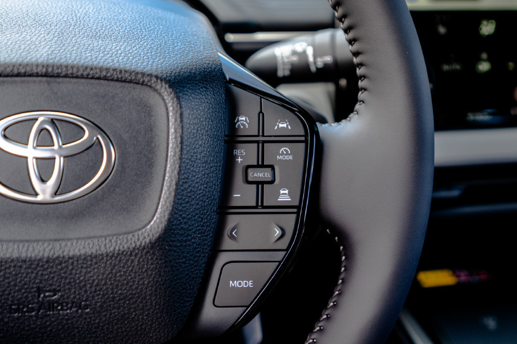 New 2026 Toyota C-HR AWD/4WD image 17