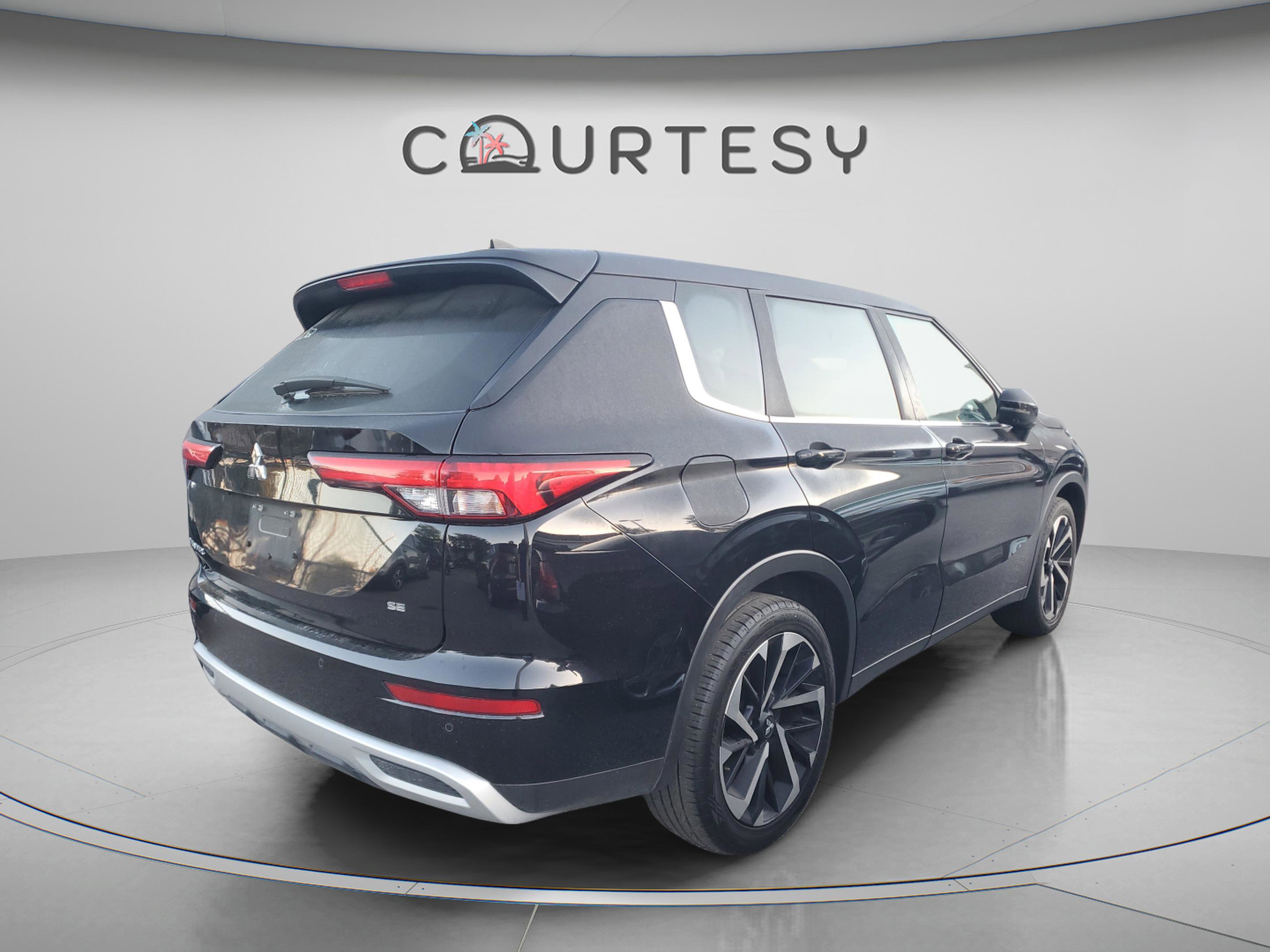 Used 2024 Mitsubishi Outlander SE FWD image 18