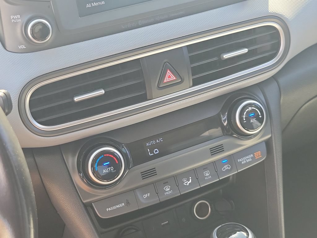 Used 2021 Hyundai Kona Limited FWD image 26