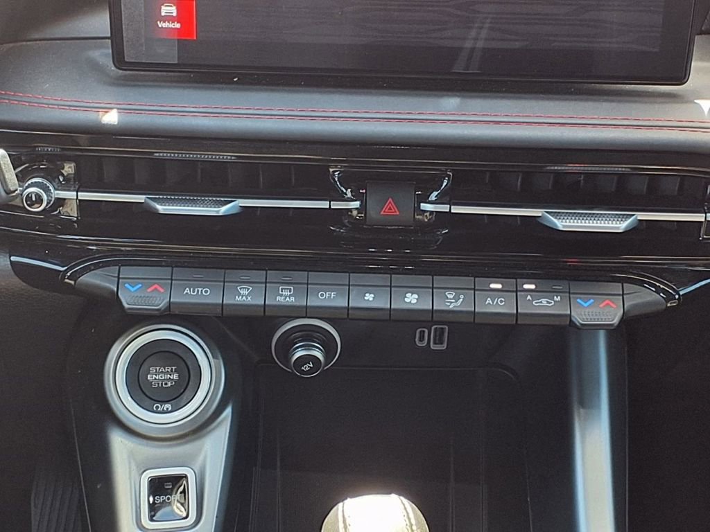 Used 2024 Dodge Hornet R/T w/ R/T Blacktop Package image 15