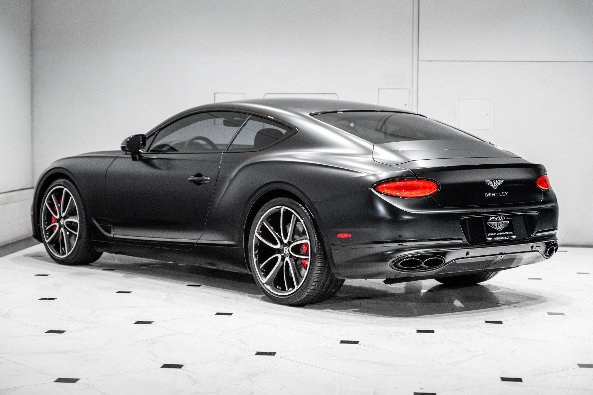 Used 2020 Bentley Continental GT image 3