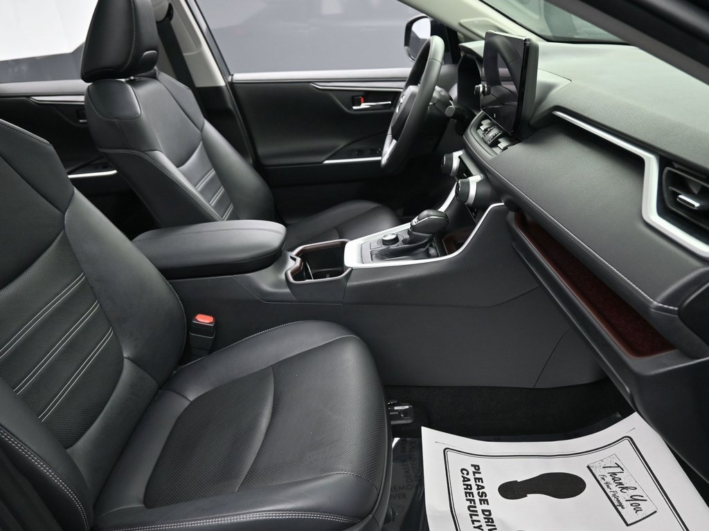 Used 2023 Toyota RAV4 Limited image 36