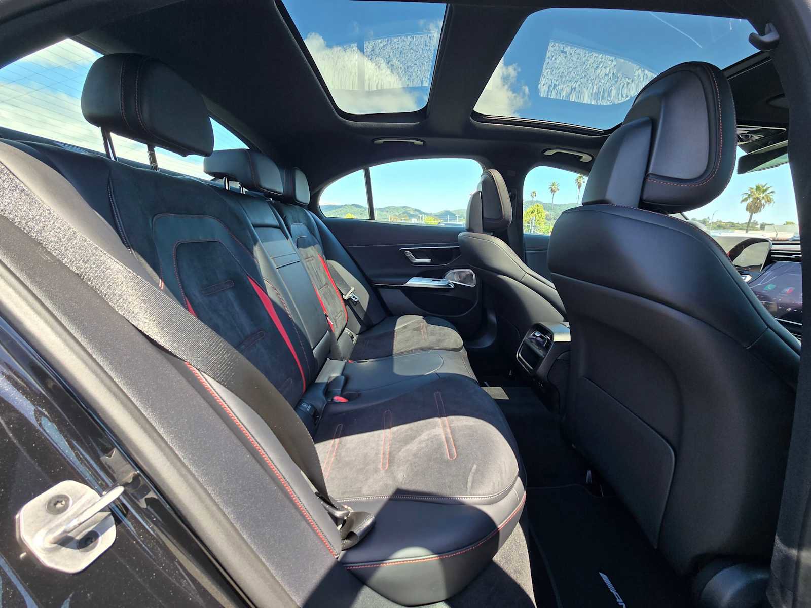 New 2026 Mercedes-Benz E 53 AMG e 4MATIC Sedan image 12