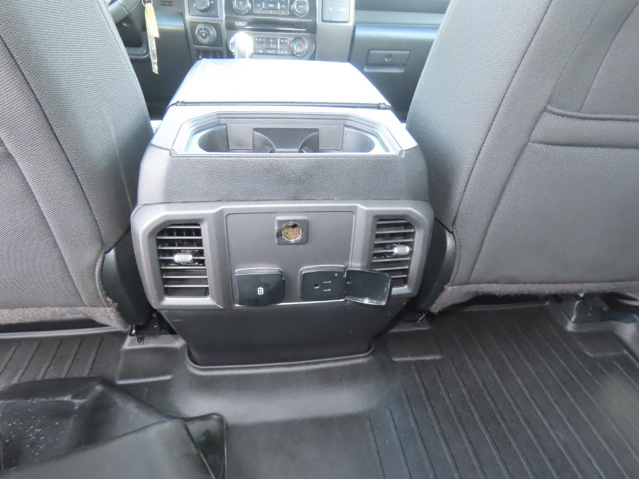 Used 2017 Ford F150 XLT w/ Equipment Group 302A Luxury RWD image 22